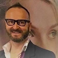 Simone Bartolini - Social Marketer chat bot