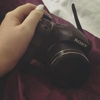 KhloeElizabeth's Photography chat bot